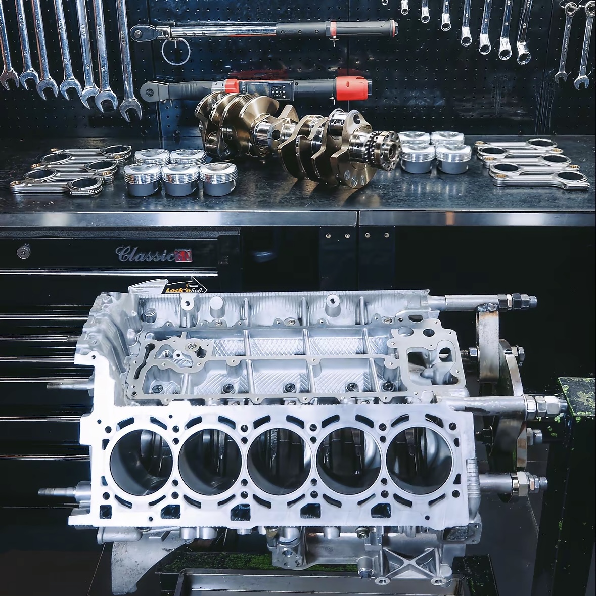 PRODUCTIVE DISPLAY
